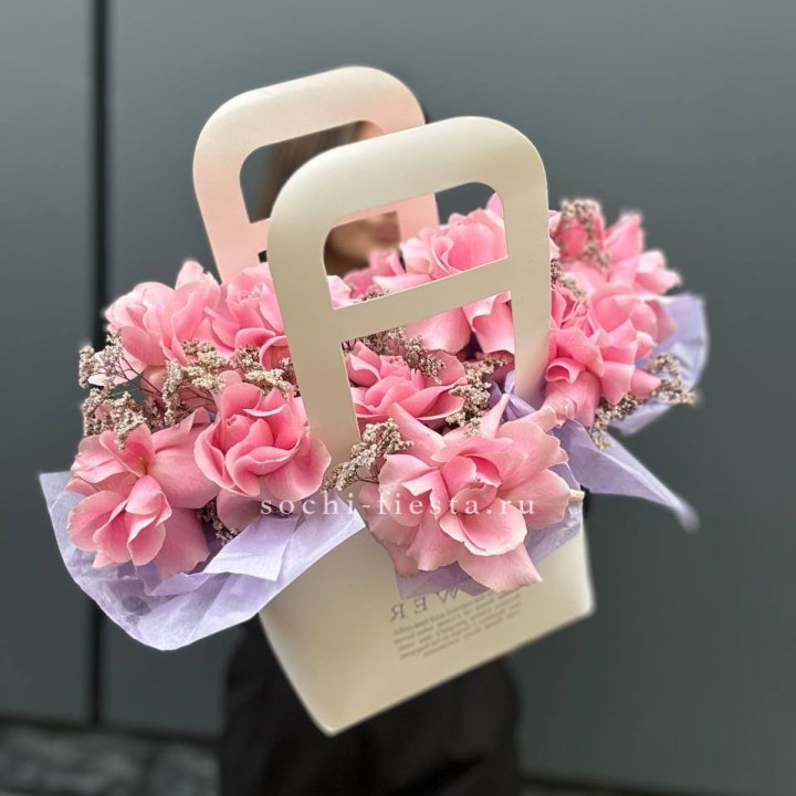 Сумочка розовых роз "Плинки" в Балаково