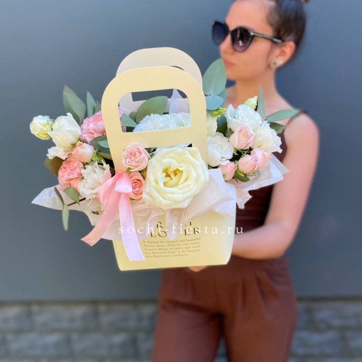 Цветочная сумочка "Рафаэль" в Балаково