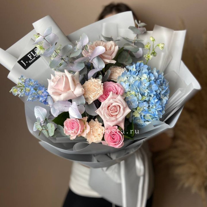 Букет с гортензией № 4 в Балаково