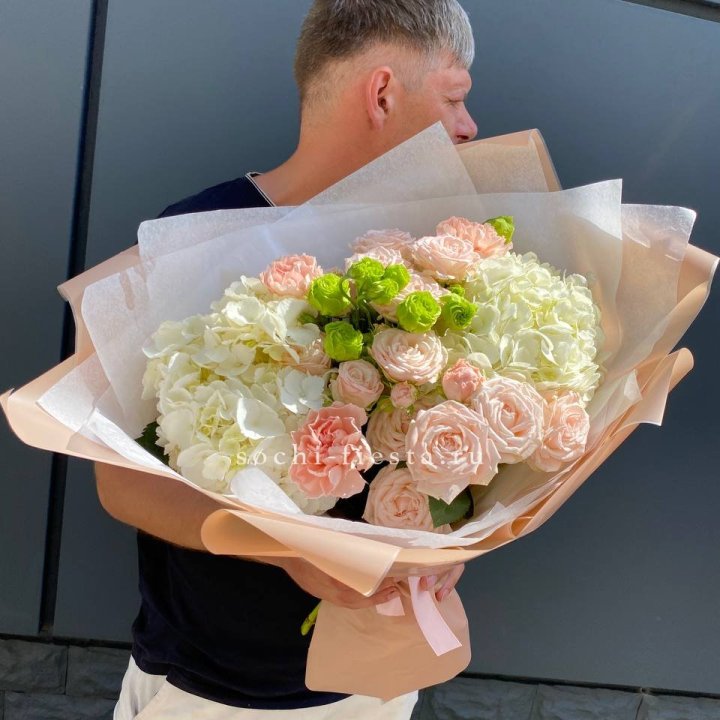 Авторский букет "Нежный крем" в Балаково