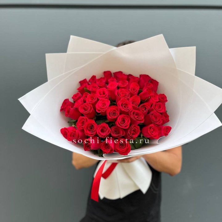 51  красная роза в Балаково