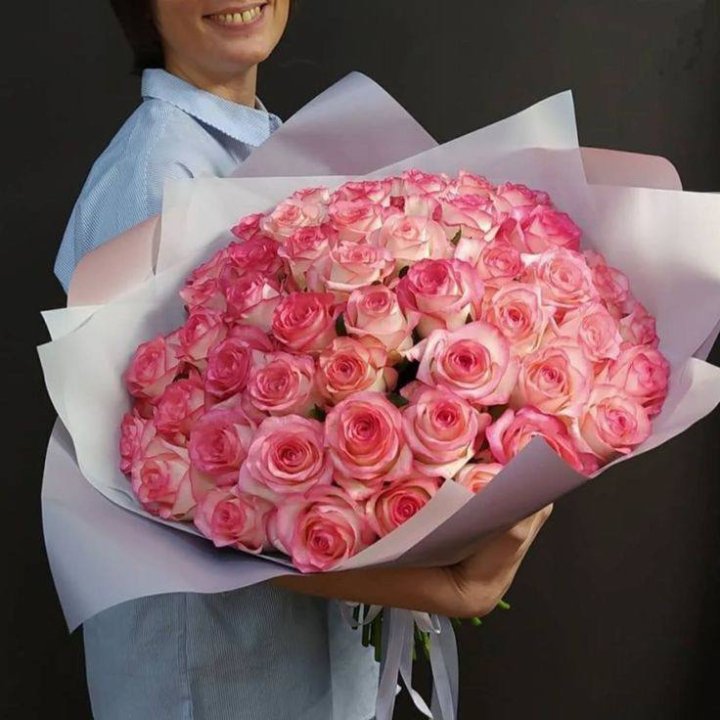 101 роза Джумилия в оформлении  в Балаково