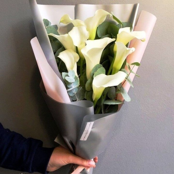 Каллы с эвкалиптом в Балаково