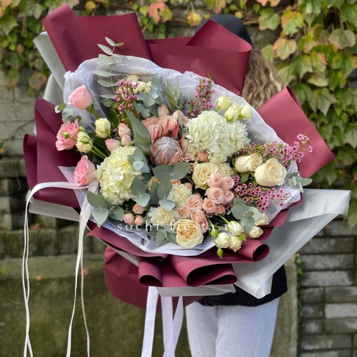 Авторский букет с протеей №1 в Балаково