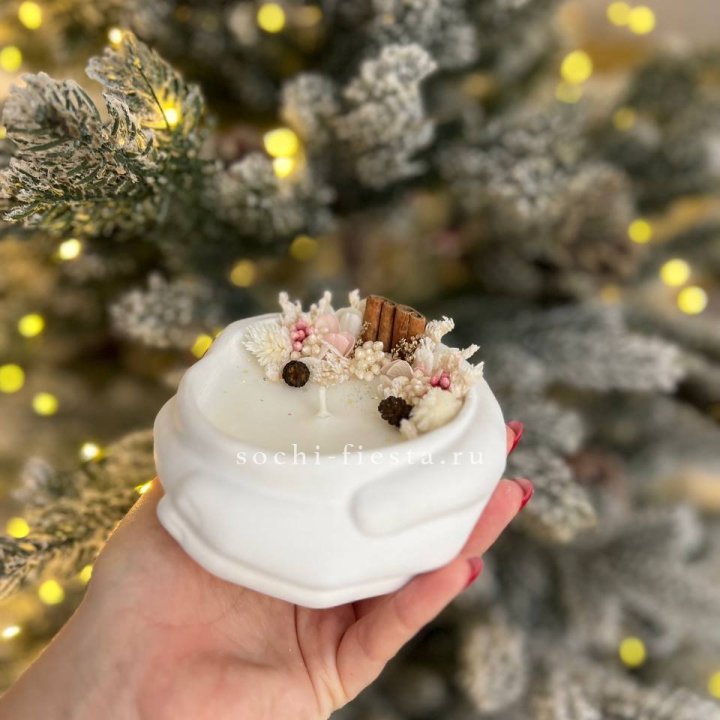 Свеча ароматическая в гипсе Руки с корицей в Балаково