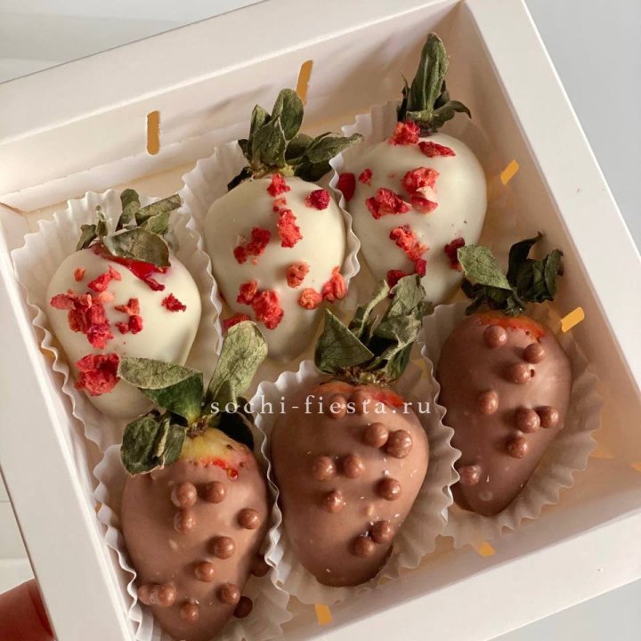 Клубника в шоколаде 6 ягод в Балаково