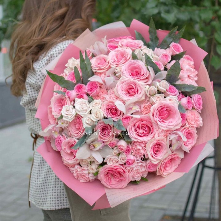 Дизайнерский букет "Барби" в Балаково