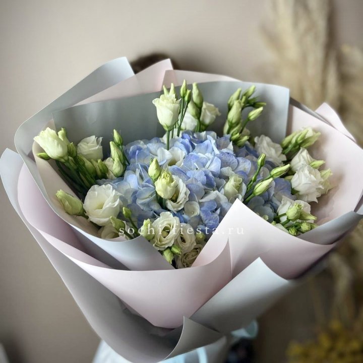 Букет с гортензией "Адель" в Балаково