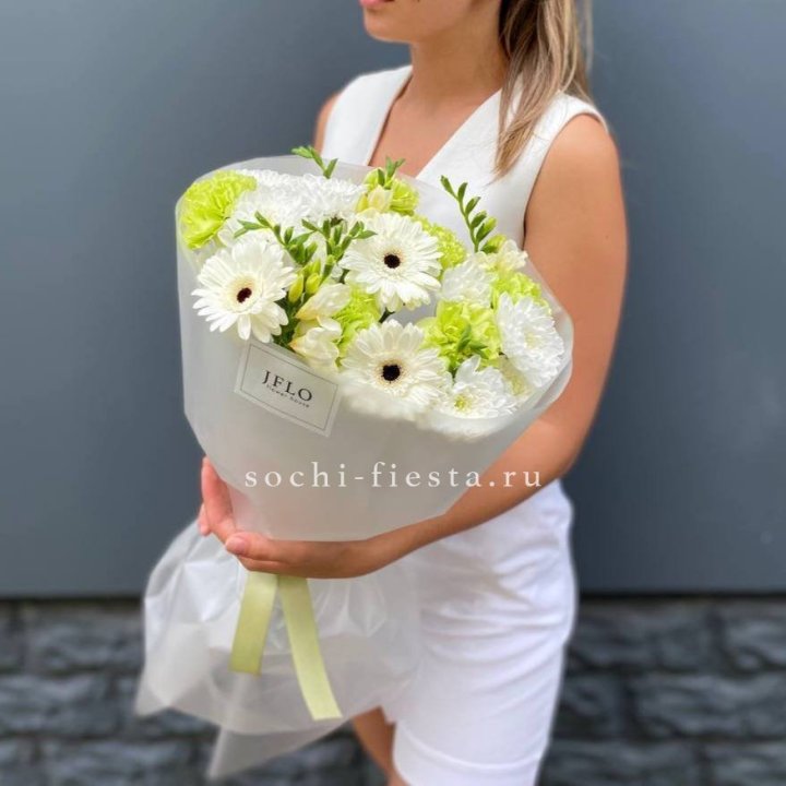 Букет "Джиржи фловерс" в Балаково