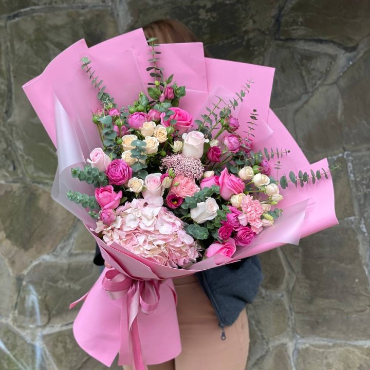 Дизайнерский букет "Паулина" в Балаково