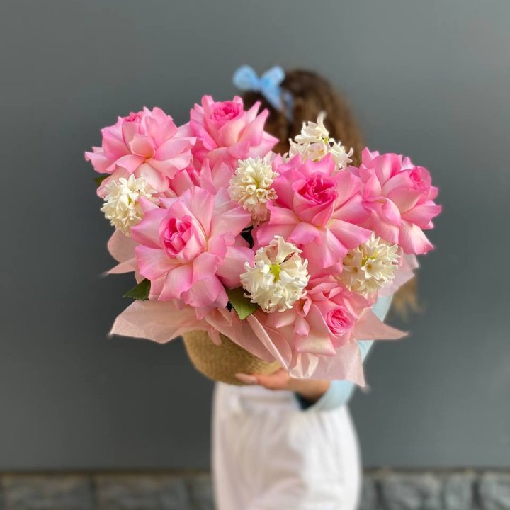 Дуо розы и гиацинты в Балаково