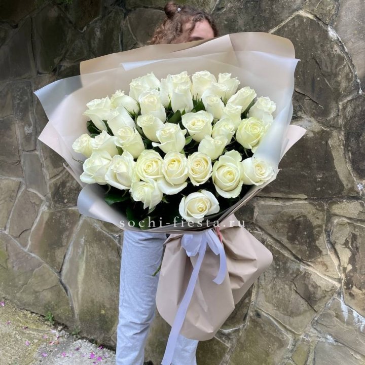 35 голландских роз в Балаково