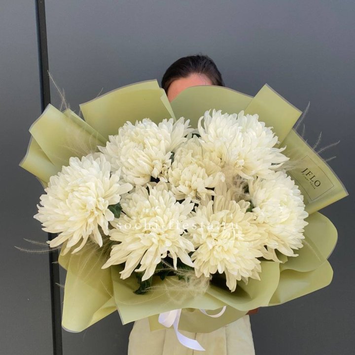 Букет одноголовых хризантем  в Балаково
