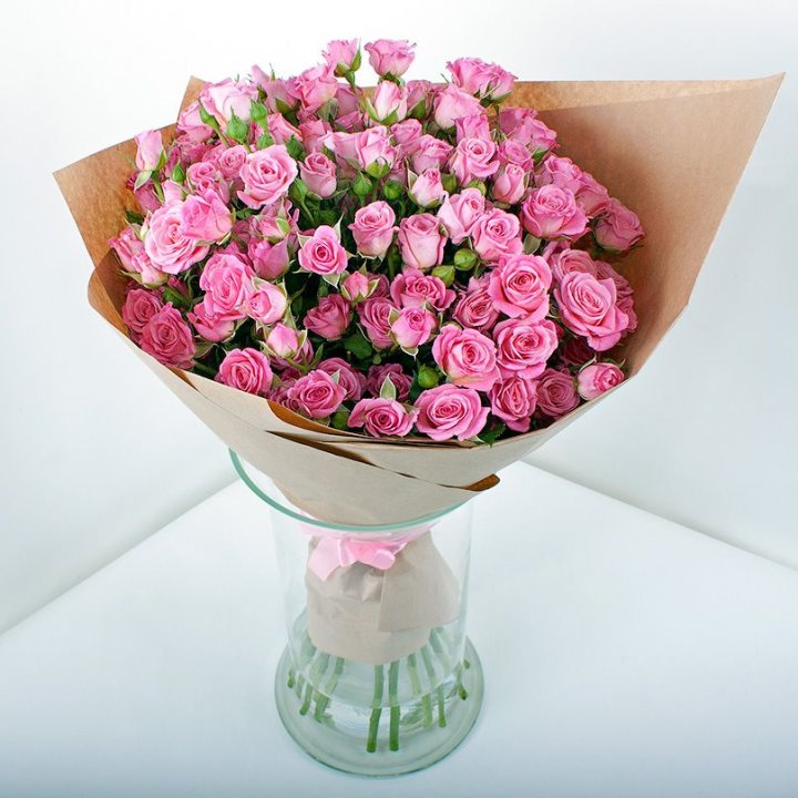 15 кустовых роз в Балаково