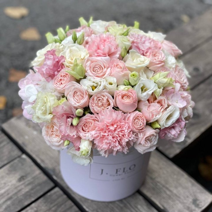 Цветочный бокс "Люксур" в Балаково