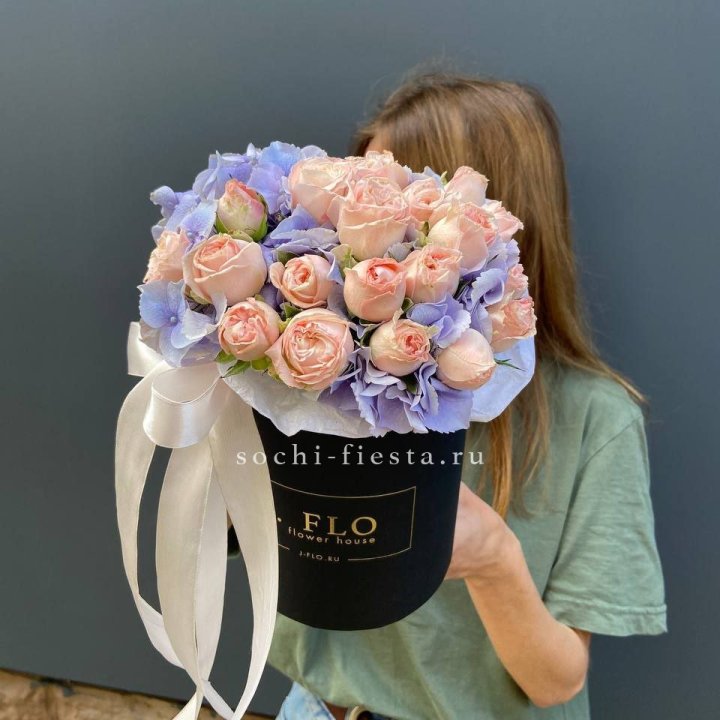 Бокс бомбастик и гортензия в Балаково