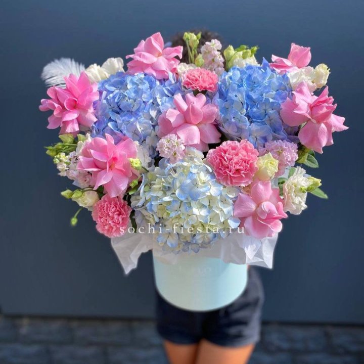 Коробка с цветами "Лемия" в Балаково