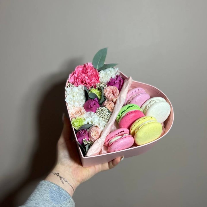 Дуо цветы и макаронсы в Балаково