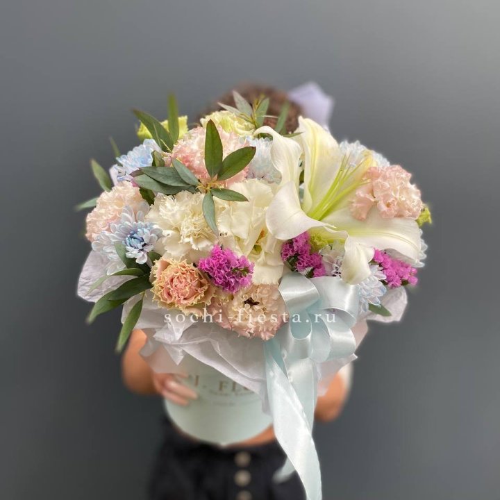 Дизайнерский цилиндр "Лилия" в Балаково