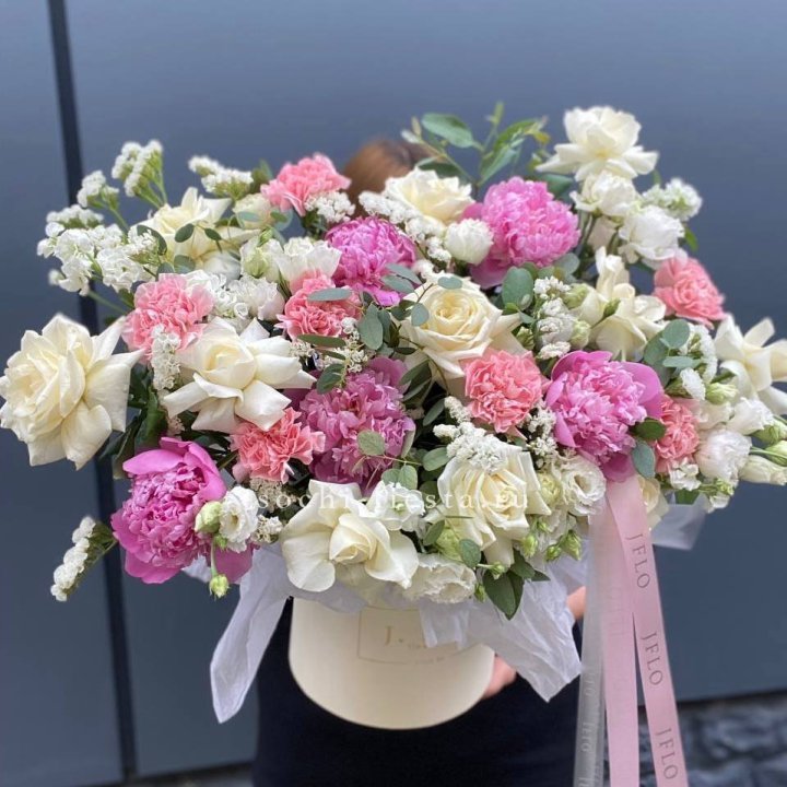 Дизайнерский бокс "Амор этерна" в Балаково