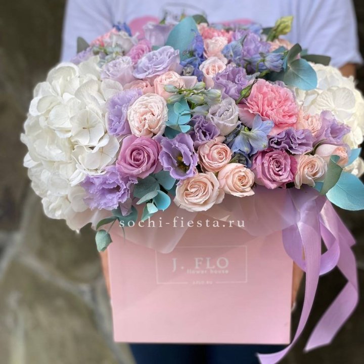 Цветочный бокс макси каб в Балаково