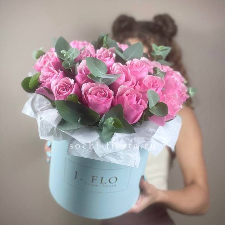 Бокс 27 роз в Балаково