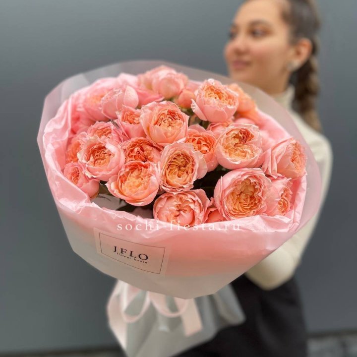 Букет из пионовидных роз Джульетта в Балаково