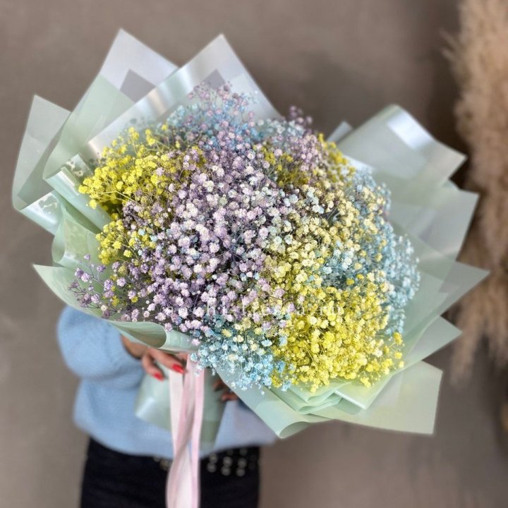 Букет радужных гипсофил в Балаково
