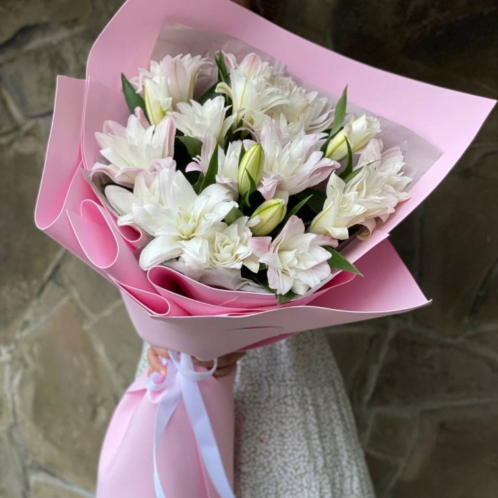 Букет пионовидных лилий №1 в Балаково