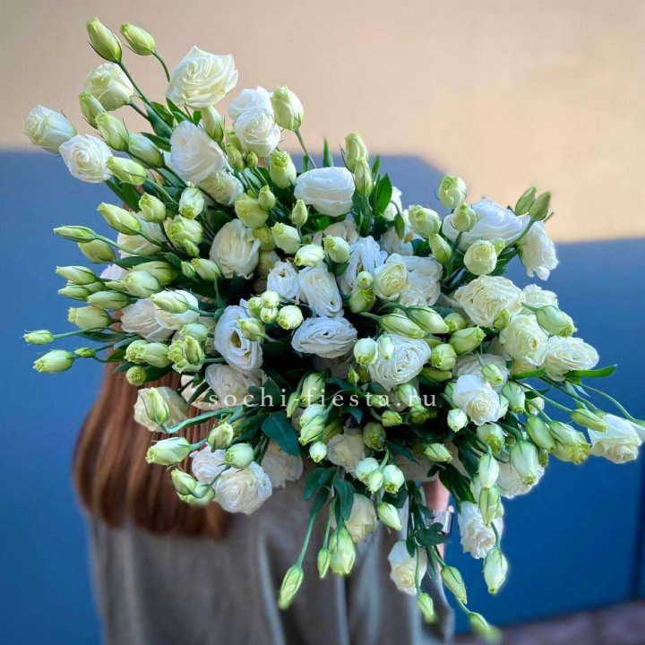 Охапка эустомы в Балаково