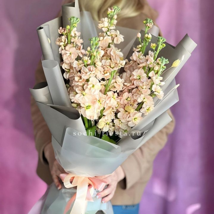 Букет ароматной маттиоллы №2 в Балаково