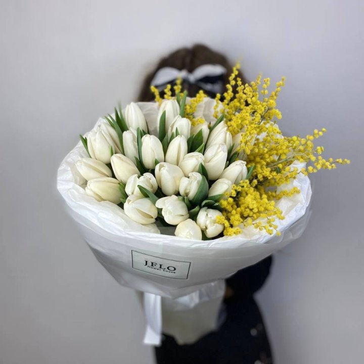 Дуо тюльпан и мимоза в Балаково