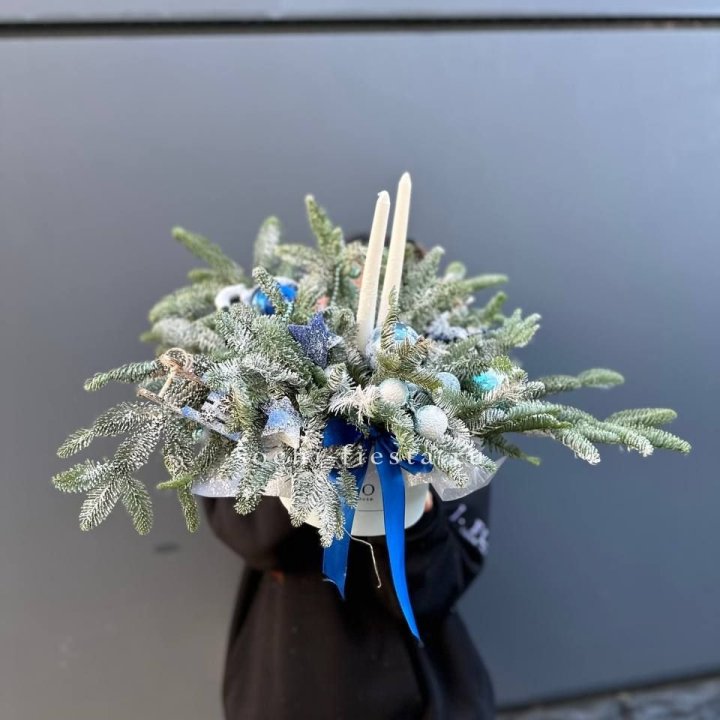 Новогодняя композиция в коробке  в Балаково