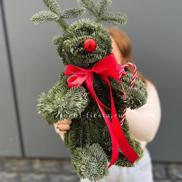 "Олень" из нобилиса в Балаково