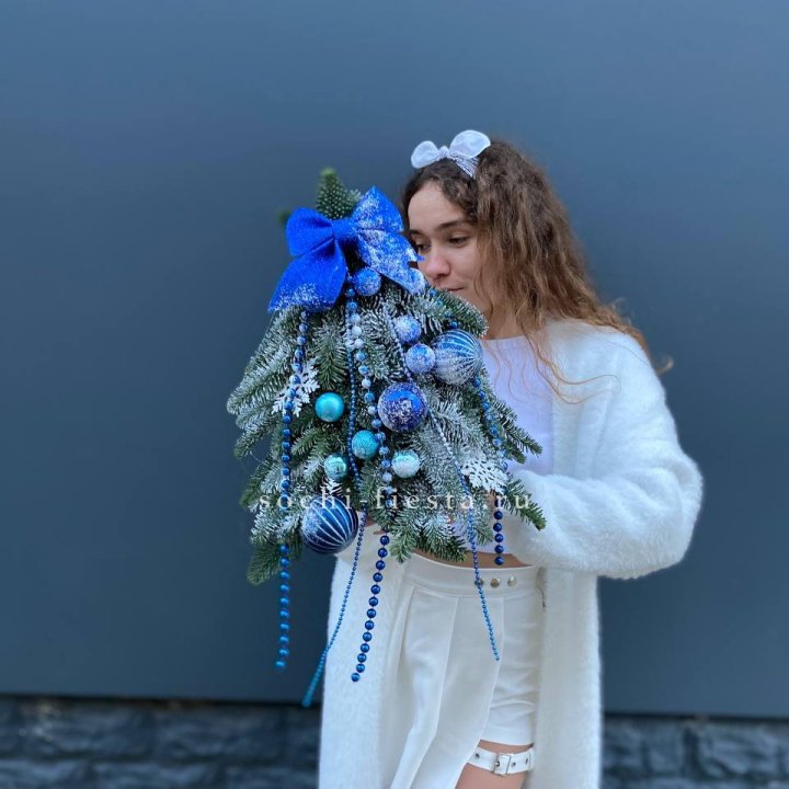 Новогодняя елочка "Блю" в Балаково