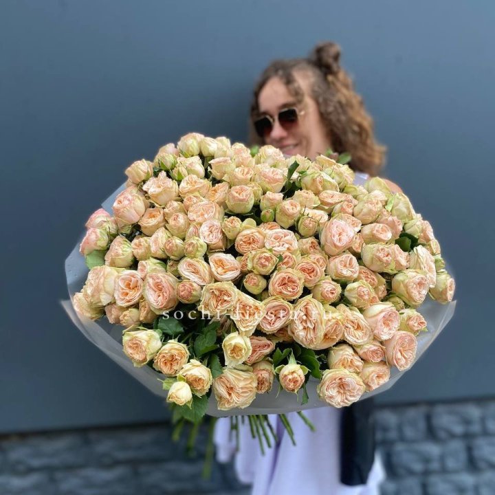 51 пионовидная роза в Балаково