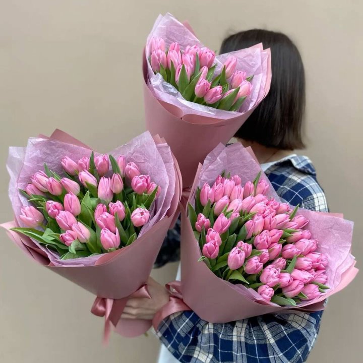 Букет розовых тюльпанов в Балаково
