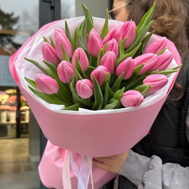  19 розовых тюльпанов в Балаково