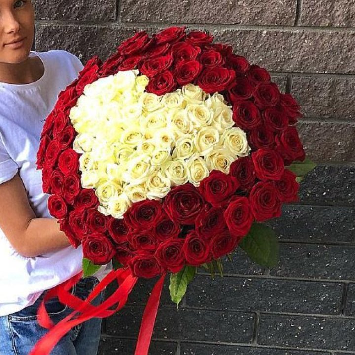 101 роза "Сердце" в Балаково