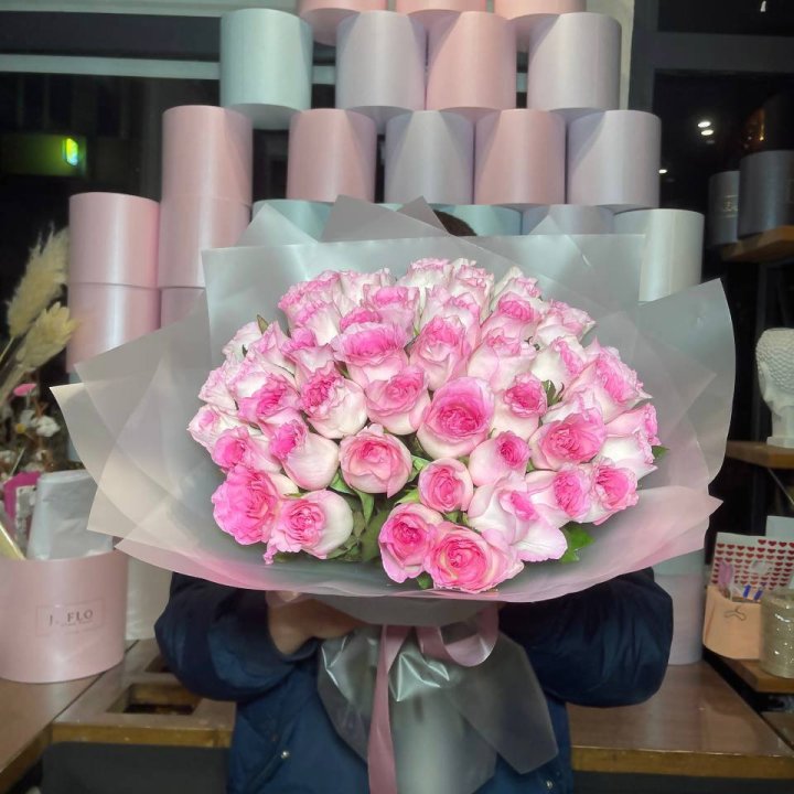  51 розовых роз в Балаково