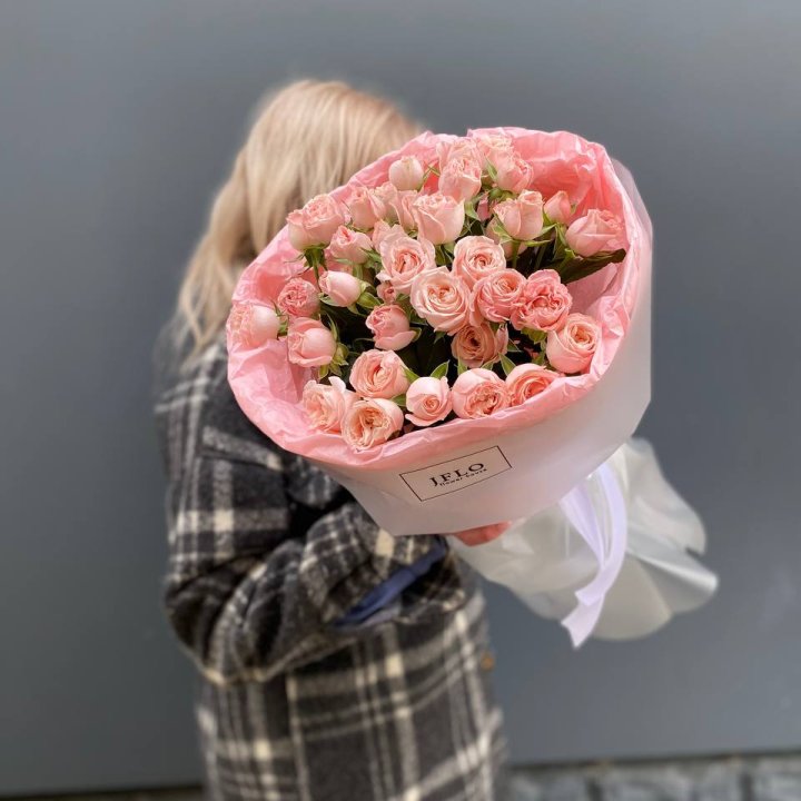 11 роз бомбастик в Балаково