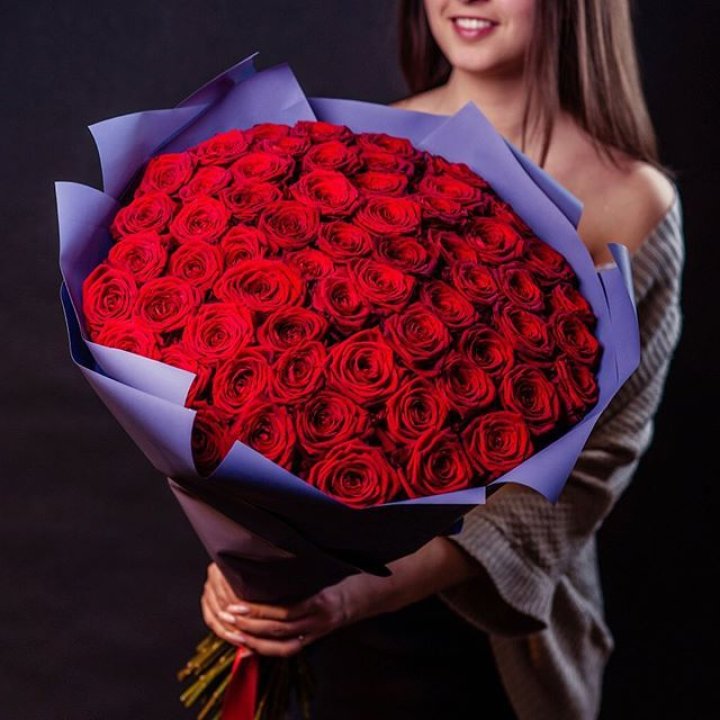 71 красная роза в Балаково