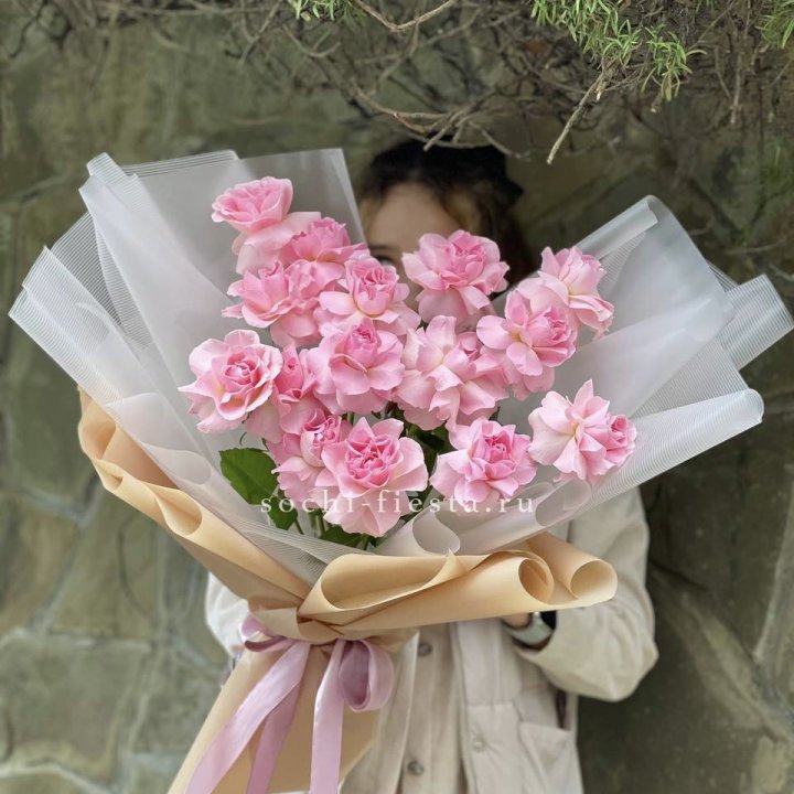 Букет из 15 французских роз Пинк дрим в Балаково
