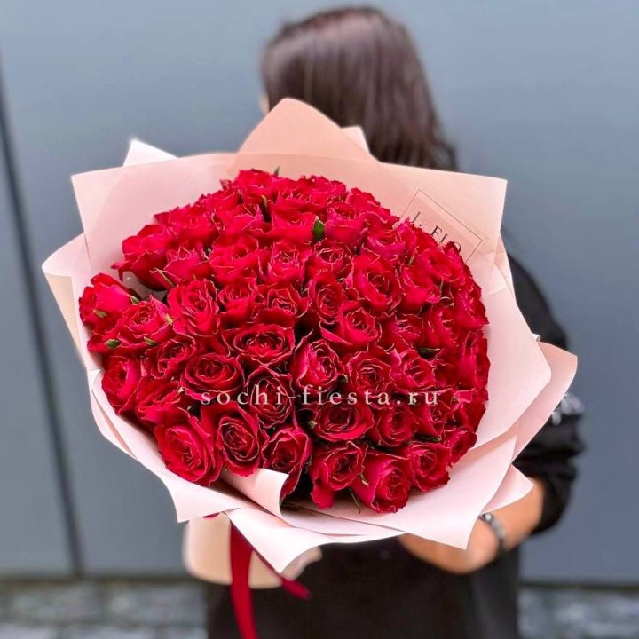 55 кенийских роз в Балаково