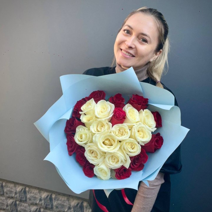 27 роз "Сердце" в Балаково