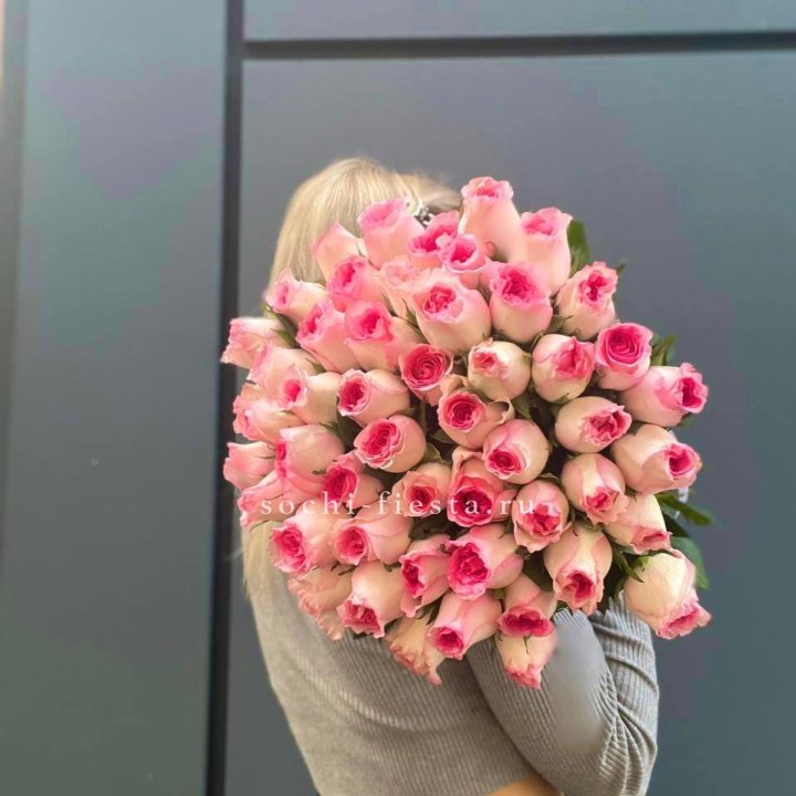 51 розовая роза в Балаково