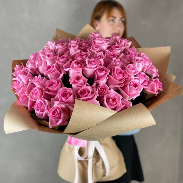 101 розовая роза в Балаково