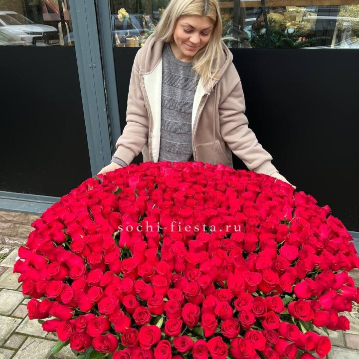 501 красная роза в корзине в Балаково