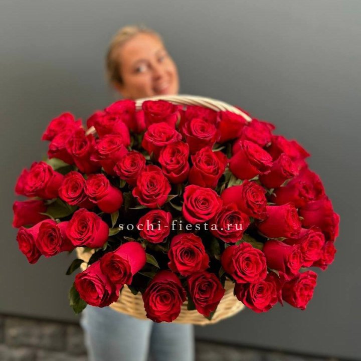 101 красная роза в корзине   в Балаково