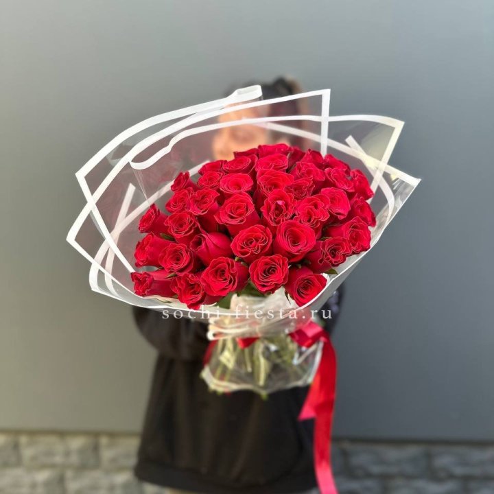 31 красная роза в Балаково